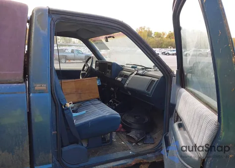 1991 Chevrolet Gmt-400 K1500 from USA, damaged, VIN 1GCDK14K3MZ161358